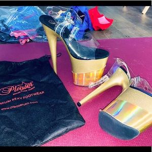 Brand new Gold and glittery pleaser heels